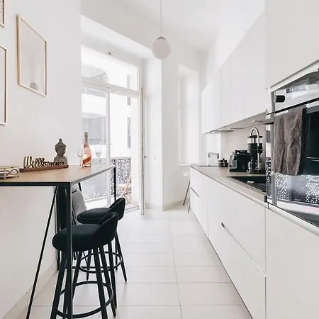 Tip! Design-apartment In Toplage 75qm In Szeneviertel * Дрезден