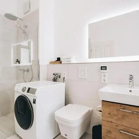 Apartamento Tip! Design-apartment In Toplage 75qm In Szeneviertel Dresde