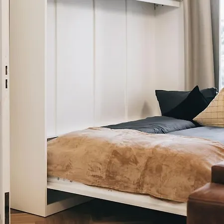 Tip! Design-apartment In Toplage 75qm In Szeneviertel Дрезден